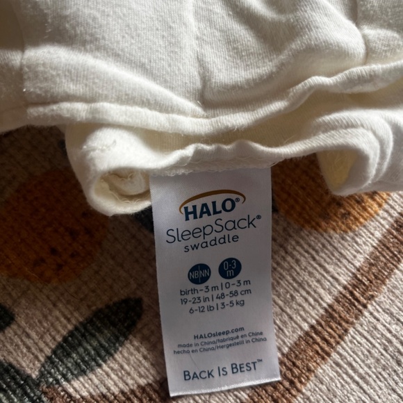 Halo Newborn Swaddles - Picture 2 of 2
